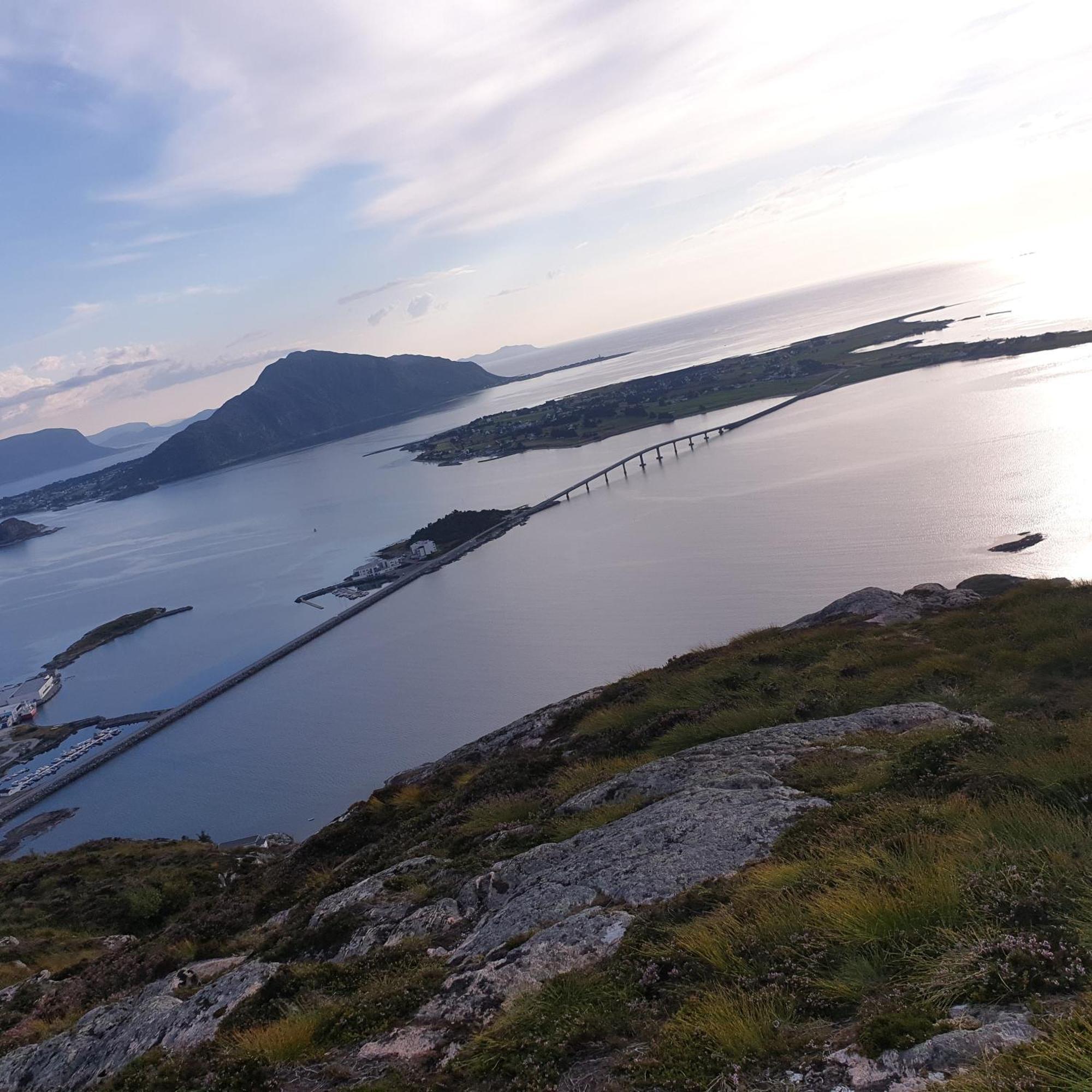 Leilighet Naer Flyplass Og Alesund Sentrum Ytterland المظهر الخارجي الصورة